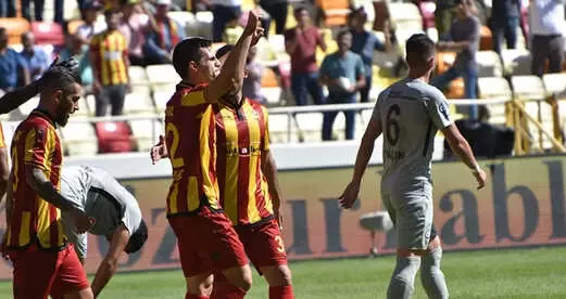 Yeni Malatyaspor, Sahasında Konuk Ettiği Çaykur Rizespor'u 1-0 Mağlup Etti