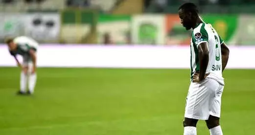 Bursaspor'dan 45 Sezon Sonra İlk Kez 5 Maç Üst Üste Berabere Kaldı Bursaspor'dan 45 Sezon Sonra İlk Kez 5 Maç Üst Üste Berabere Kaldı