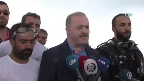Çarpanak Adası'na Antik Yoldan Su Altı Yürüyüşü Çarpanak Adası'na Antik Yoldan Su Altı Yürüyüşü