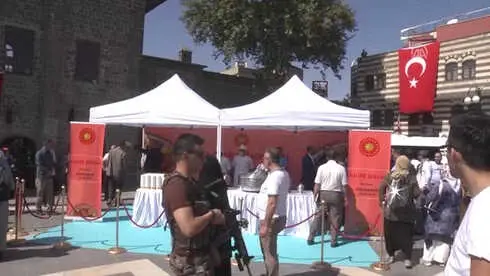 Cumhurbaşkanlığından Vatandaşlara Aşure İkramı - Diyarbakır Cumhurbaşkanlığından Vatandaşlara Aşure İkramı - Diyarbakır