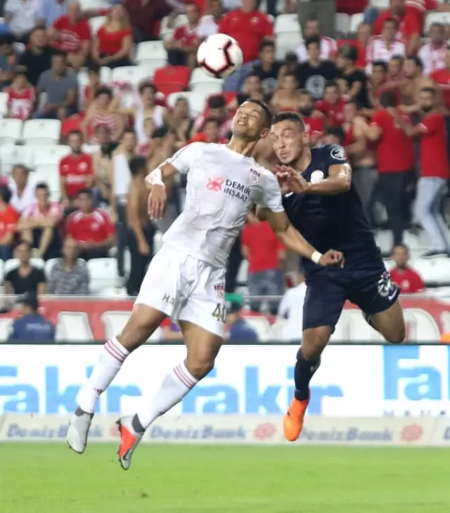 Spor Toto Süper Lig: Antalyaspor: 2 - Dg Sivasspor: 1 (İlk Yarı)