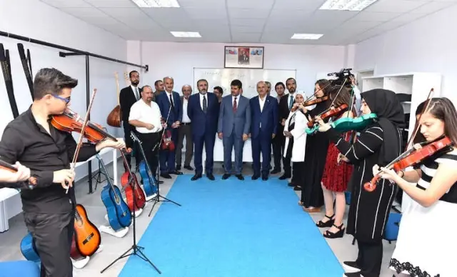 Dulkadiroğlu Gençlik Merkezi Açıldı