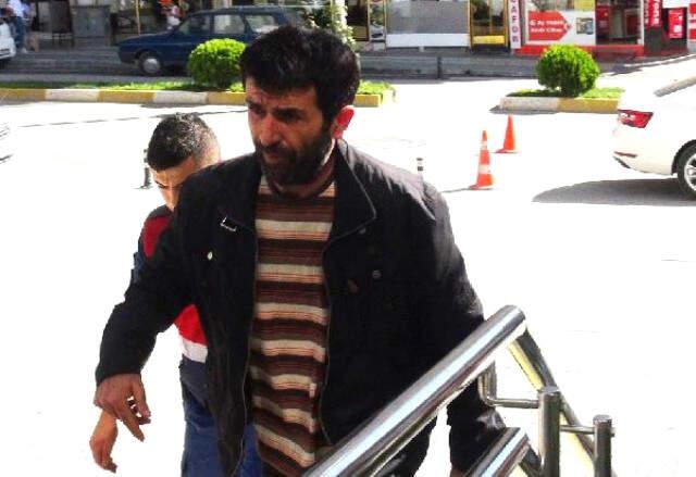 İki Kardeşe Çarparak Öldüren TIR Sürücüsü, Olay Yerinden Kaçtıktan Sonra Teslim Oldu