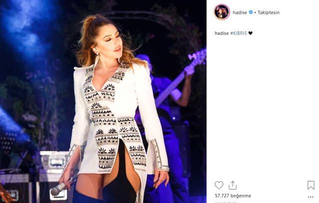 Ünlü Şarkıcı Hadise Dekolteli Beyaz Elbisesiyle Göz Kamaştırdı!