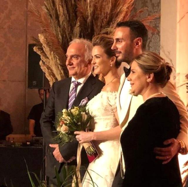 6 Ay Önce Evlenen Ünlü Spiker Simge Fıstıkoğlu, Bebeğini Kucağına Aldı