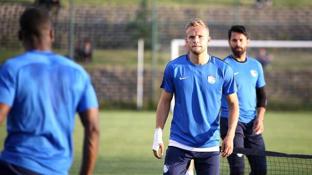 Erzurumspor'un Yeni Yıldızı Lennart Thy, FIFA Fair-Play Ödülünü Kazandı