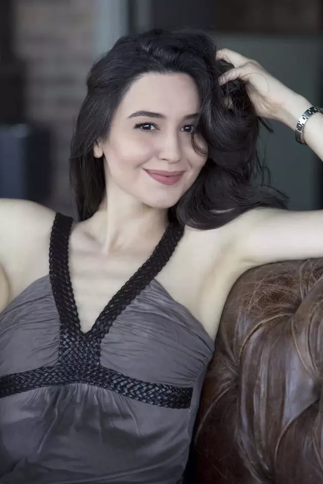 Oyuncu Gülin İyigün 'Bütün Dünya Gibi Marılyn Monroe'ya Hayran Kaldım' Oyuncu Gülin İyigün 'Bütün Dünya Gibi Marılyn Monroe'ya Hayran Kaldım'