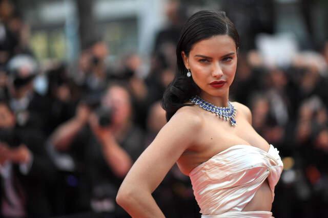 Adriana Lima, Bakımlı Olmayı Seven Türk Kadınlarına Övgü Yağdırdı