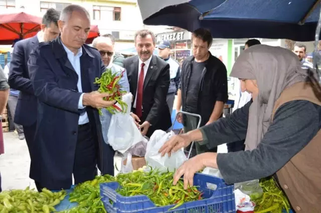 Âlâ Pazardan Alışveriş Yaptı Âlâ Pazardan Alışveriş Yaptı