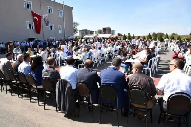 Başkan Sarıkurt Aşure Programına Katıldı Başkan Sarıkurt Aşure Programına Katıldı