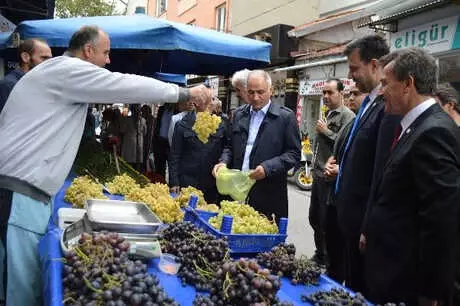 Efkan Ala, Pazarda Alışveriş Yaptı Efkan Ala, Pazarda Alışveriş Yaptı
