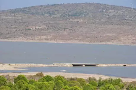 İzmir'in İçme Suyunu Karşılayan Barajlarda Alarm İzmir'in İçme Suyunu Karşılayan Barajlarda Alarm