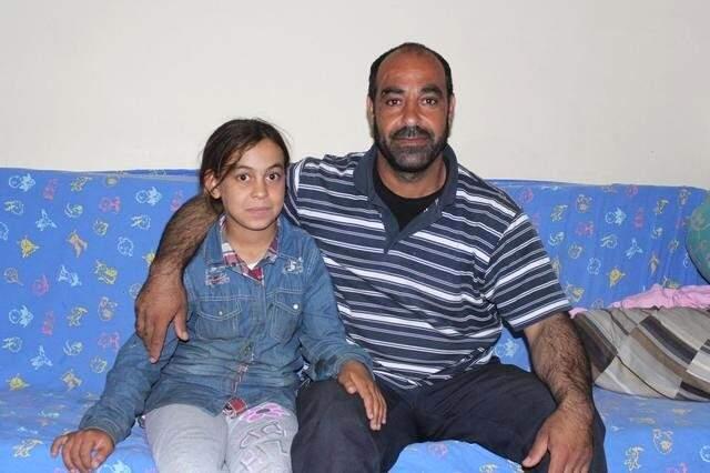 Kağıt Toplama Aracında Boyama Kitabı Karalayan Halime, Okullu Oldu