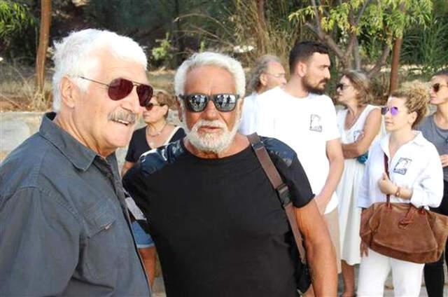 Oyuncu Salih Kalyon, Eşini Son Yolculuğuna Uğurladı