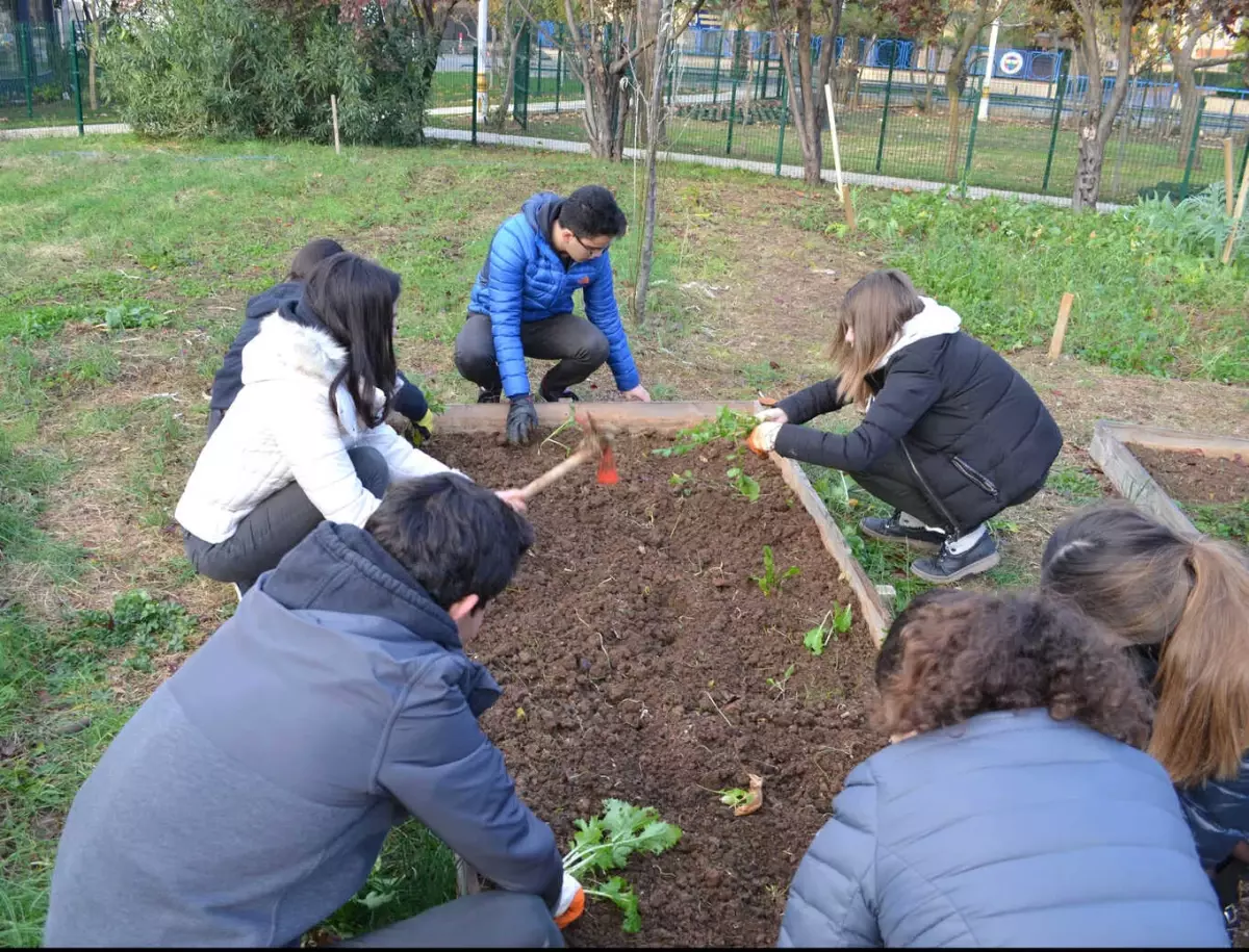 Saint-Joseph Fransız Lisesinden Çin'de Büyük Başarı!