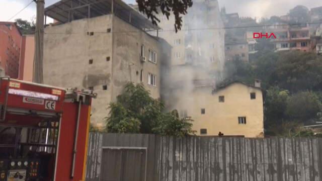 Son Dakika! Bursa'da Bir Binada Doğalgaz Kaynaklı Patlama Meydana Geldi! Yaralılar Var
