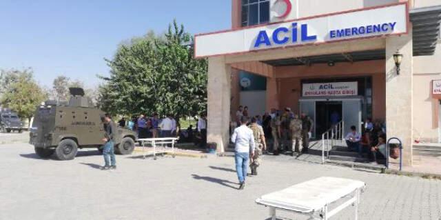Son Dakika! Şırnak'ta El Yapımı Patlayıcı İnfilak Etti! 2 Güvenlik Korucusu Şehit Oldu