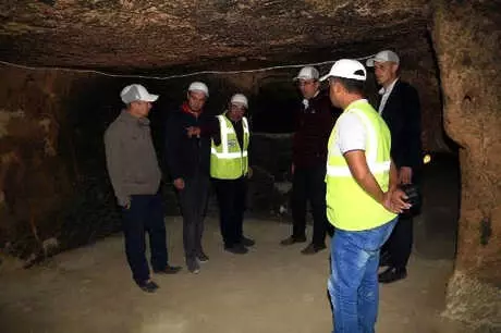 Başkan Seçen: Nevşehir'deki Yer Altı Şehri, Turizme Yeni İvme Kazandıracak Başkan Seçen: Nevşehir'deki Yer Altı Şehri, Turizme Yeni İvme Kazandıracak