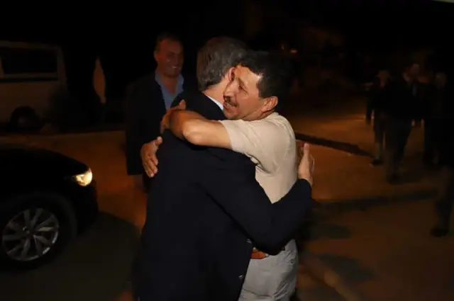 Başkan Şirin'e Hemşerilerinden Hizmet Teşekkürü Başkan Şirin'e Hemşerilerinden Hizmet Teşekkürü