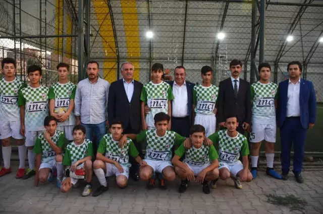 Gençlik Kolları Futbol Turnası Başladı Gençlik Kolları Futbol Turnası Başladı