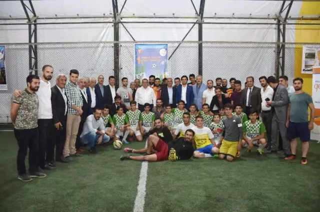 Gençlik Kolları Futbol Turnası Başladı Gençlik Kolları Futbol Turnası Başladı