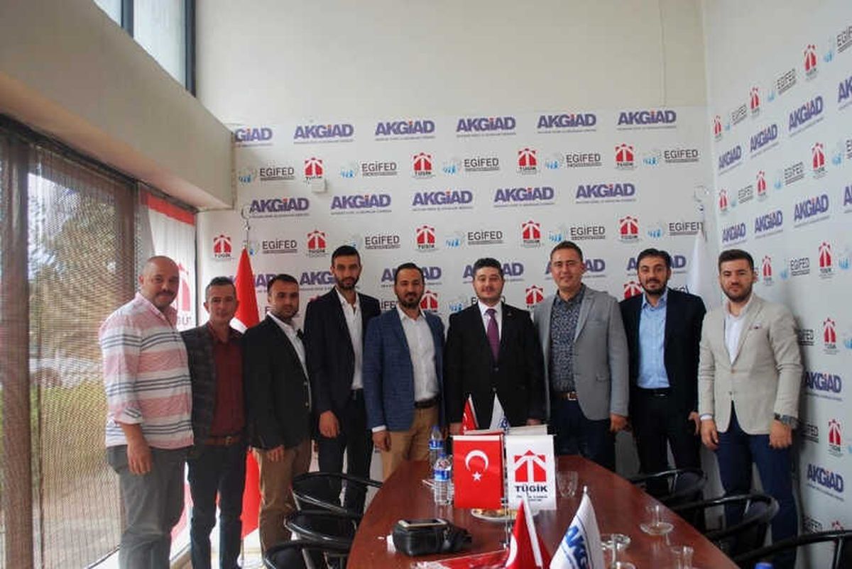 Magiad, Akgiad'la Bir Araya Geldi