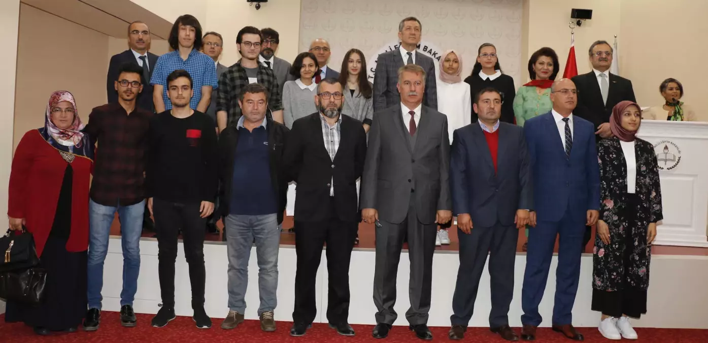Cinnah Genç Yazarlar Ödülü Yarışması'nın 3'üncü Ödül Töreni Ankara'da Düzenlendi