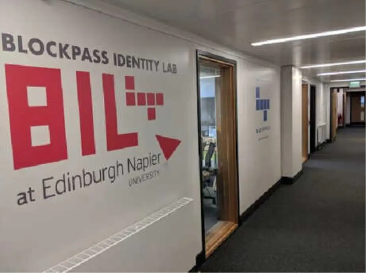 İskoçya'da Dünyanın İlk Blockchain Kimlik Merkezi Açıldı