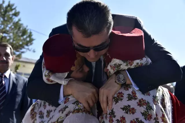 Köse'de Çocuk Parkı Açılışı Gerçekleştirildi Köse'de Çocuk Parkı Açılışı Gerçekleştirildi