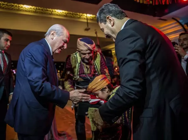 Bahçeli Sünnet Düğününe Katıldı Bahçeli Sünnet Düğününe Katıldı