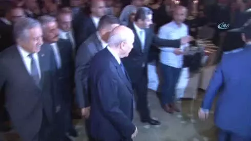 MHP Lideri Bahçeli Kirve Oldu MHP Lideri Bahçeli Kirve Oldu