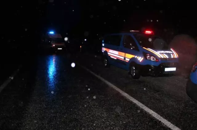 Sporcu Kafilesini Taşıyan Otobüs Yoldan Çıktı: 9 Yaralı Sporcu Kafilesini Taşıyan Otobüs Yoldan Çıktı: 9 Yaralı
