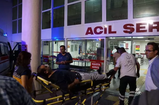 Sporcu Kafilesini Taşıyan Otobüs Yoldan Çıktı: 9 Yaralı Sporcu Kafilesini Taşıyan Otobüs Yoldan Çıktı: 9 Yaralı