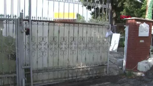 Adnan Oktar'ın Villası Boşaltıldı Adnan Oktar'ın Villası Boşaltıldı