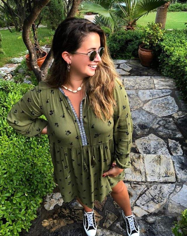 Fiziğini Eleştirenlere Sert Çıkan Buse Terim'e Hadise'den Destek