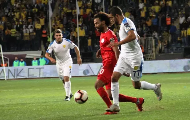 Spor Toto Süper Lig: Mke Ankaragücü: 0 - Antalyaspor: 1 (İlk Yarı)