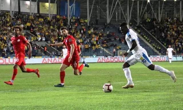 Spor Toto Süper Lig: Mke Ankaragücü: 0 - Antalyaspor: 1 (İlk Yarı)