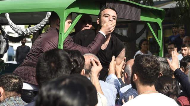 16 Yaşındaki Engelli Genci, Uyuşturucu Kullanan Komşusu Öldürmüş