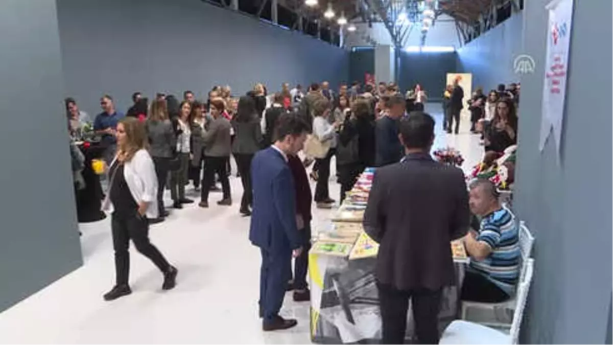 Düşler, Oyunlar ve Okumalar' Sergisi