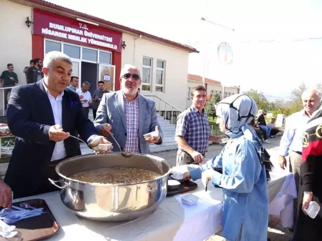 Hisarcık Myo'da 300 Kişiye Aşure İkram Edildi