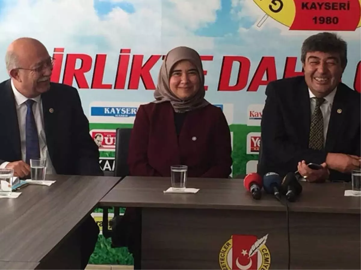 İyi Parti Heyeti Kayseri Gazeteciler Cemiyeti'ni Ziyaret Etti