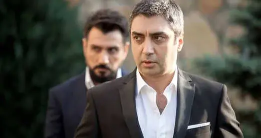 Necati Şaşmaz'dan Kurtlar Vadisi Açıklaması: Yeni Bir Projemiz Var, Ama Kurtlar Vadisi Değil Necati Şaşmaz'dan Kurtlar Vadisi Açıklaması: Yeni Bir Projemiz Var, Ama Kurtlar Vadisi Değil