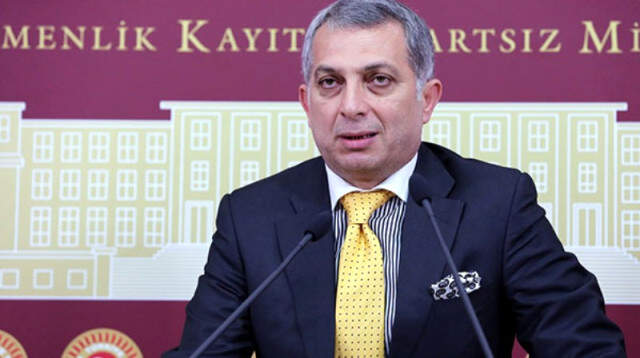 AK Partili Eski Vekil Külünk'ün Evinin Silahlı 3 Kişi Tarafından Gözetlendiği Ortaya Çıktı