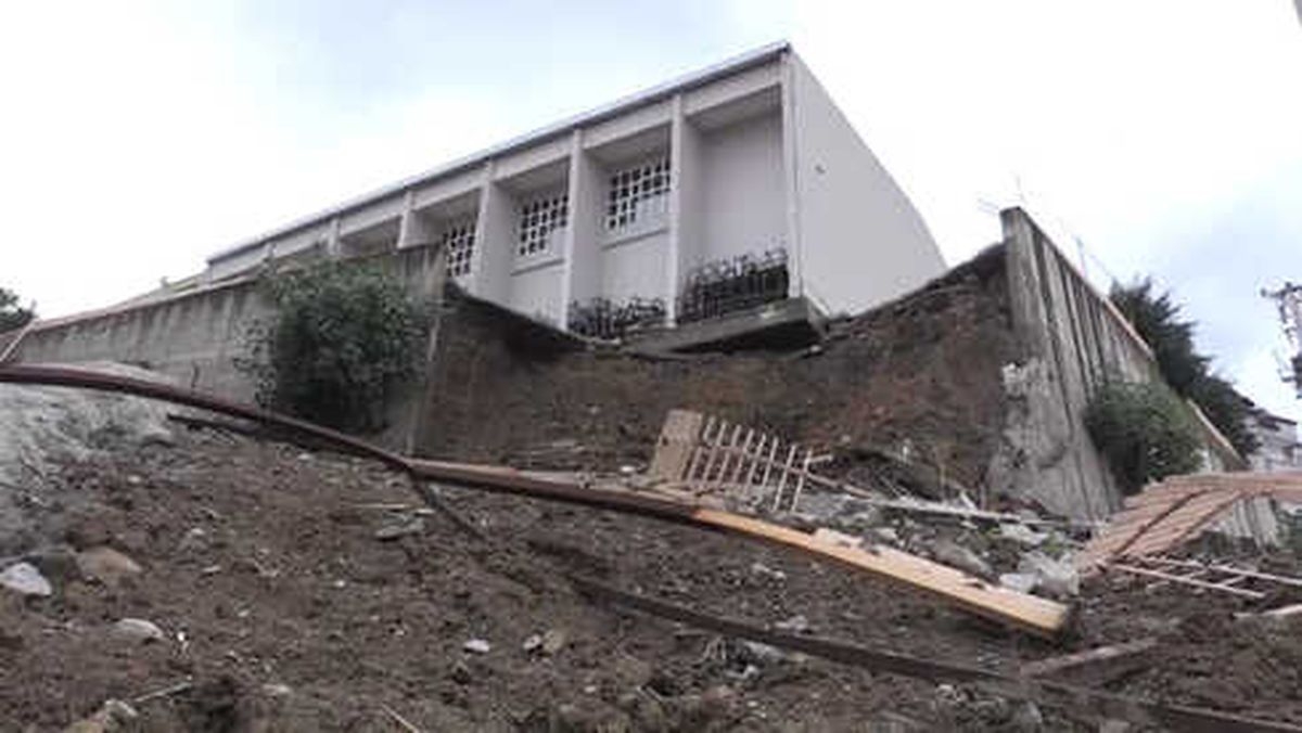 Okulun Bahçe Duvarı Yıkıldı (3)