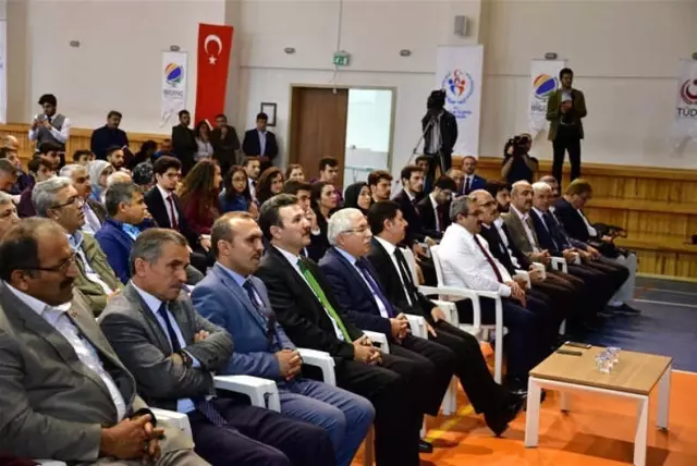 Tokat'ta Türk Dünyasına Genç Bakış Çalıştayı Yapıldı Tokat'ta Türk Dünyasına Genç Bakış Çalıştayı Yapıldı