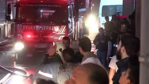 Bayrampaşa'da Fabrika Yangını Bayrampaşa'da Fabrika Yangını
