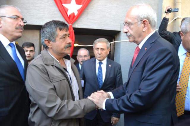 Kılıçdaroğlu'na Şehit Evi Ziyaretinde Protesto