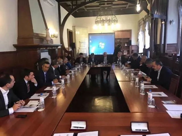 Rus ve Türk girişimciler, St. Petersburgda işbirliği anlaşmaları imzaladı 61