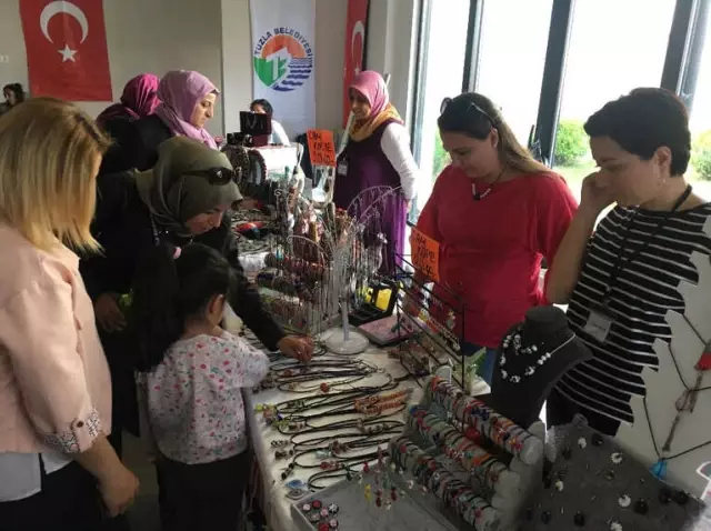 Tuzla Belediyesi Kadın Meclisi'nden 'Sonbahar Etkinlikleri' Tuzla Belediyesi Kadın Meclisi'nden 'Sonbahar Etkinlikleri'