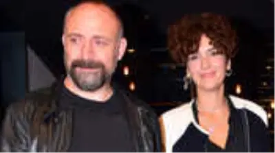 Bergüzar Korel, 'Boşanıyorlar' İddialarına Sert Tepki Gösterdi: Herkes Kendine Gelsin Bergüzar Korel, 'Boşanıyorlar' İddialarına Sert Tepki Gösterdi: Herkes Kendine Gelsin